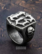 Nocturne 13 Signet Ring — product view 4