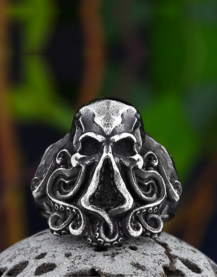 Abyss Skull Ring — product view 3