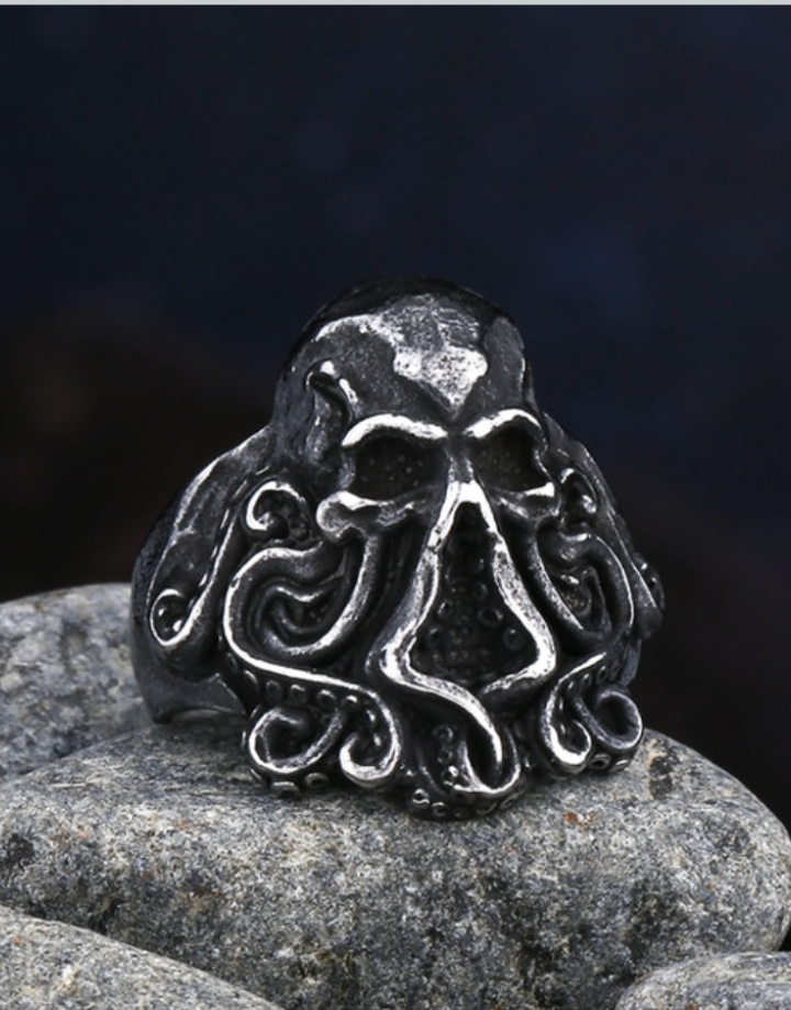 Abyss Skull Ring — product view 2
