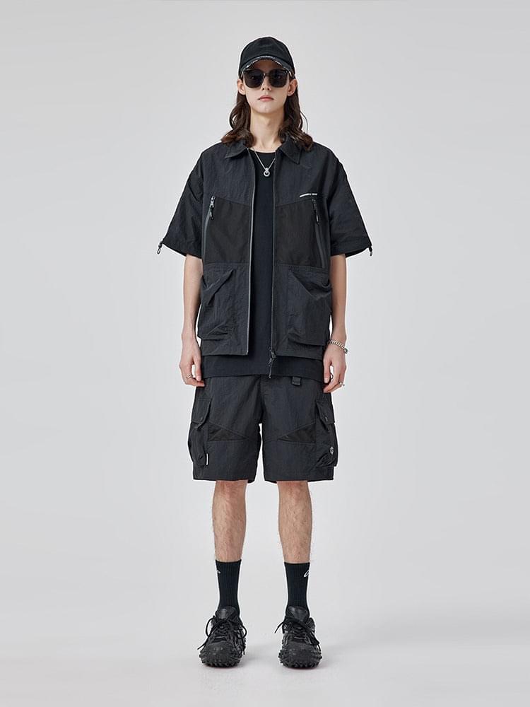 Trendy cargo shorts with a youthful pop aesthetic, ideal for teen guys. Featuring a loose fit, mid-rise waist, and multiple pockets for a stylish and functional look.