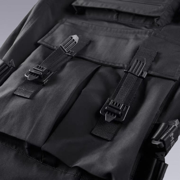 Clotechnow Multi-Pocket techwear Pants are perfect if you are looking for a budget-friendly pair of tactical pants. These shorts have six pockets total, two of which are on the side while another couple of pockets are on the butt area. This pair of tactical pants also come with a removable webbing belt and have a zipper pocket which closes tight at the top. These pants are machine washable and can be dried using the tumble dryer. If you are looking for tactical pants, this one is perfect.