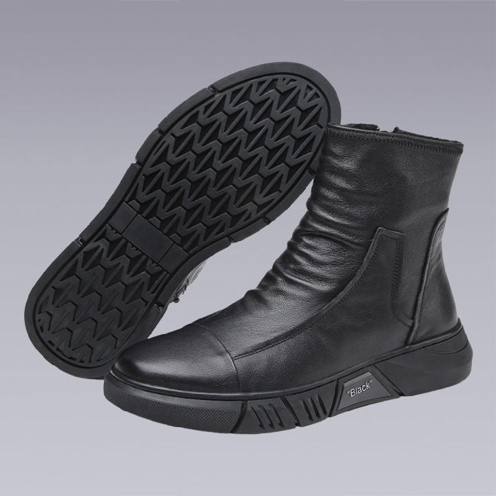 Black leather boots with velvet to keep your feet warm