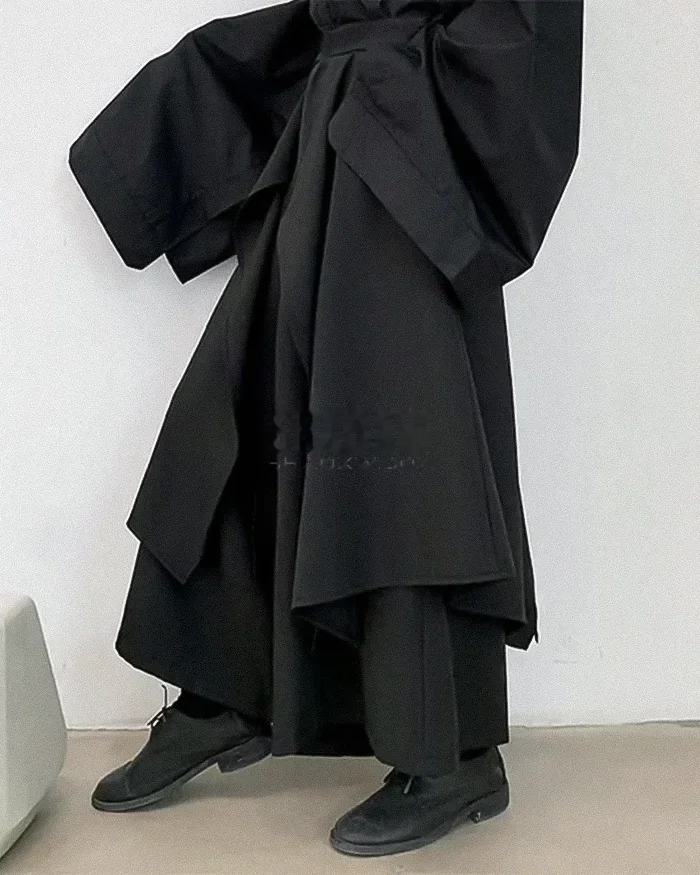 Obsidian Fold Hakama Pants — product view 3