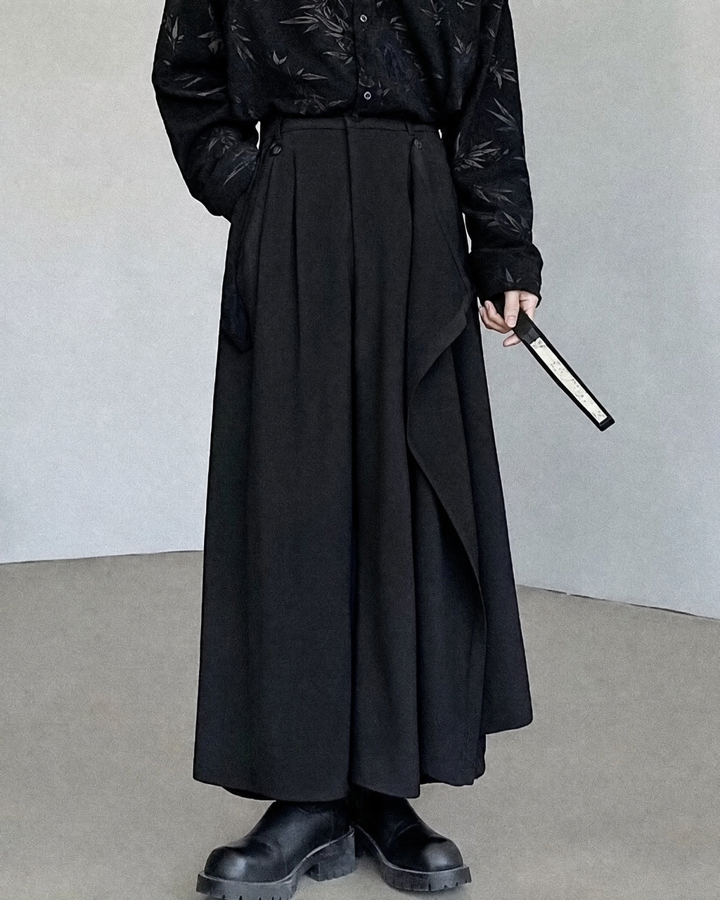 Asymmetric Layer Hakama Pants — product view 4