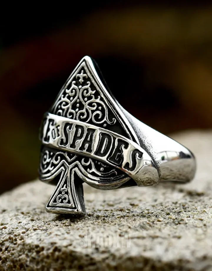 Spade Signal Signet Ring — product view 4