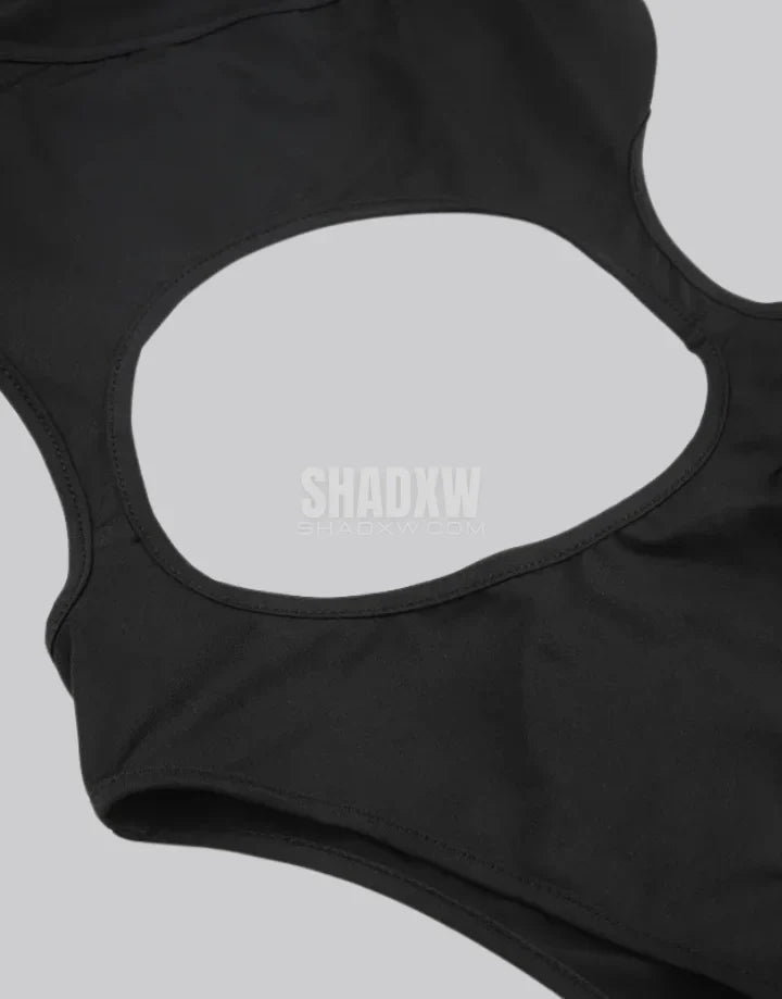 Dark graphic techwear t-shirt with an abstract futuristic print and relaxed urban streetwear silhouette, Clotechnow series 079 — view 10