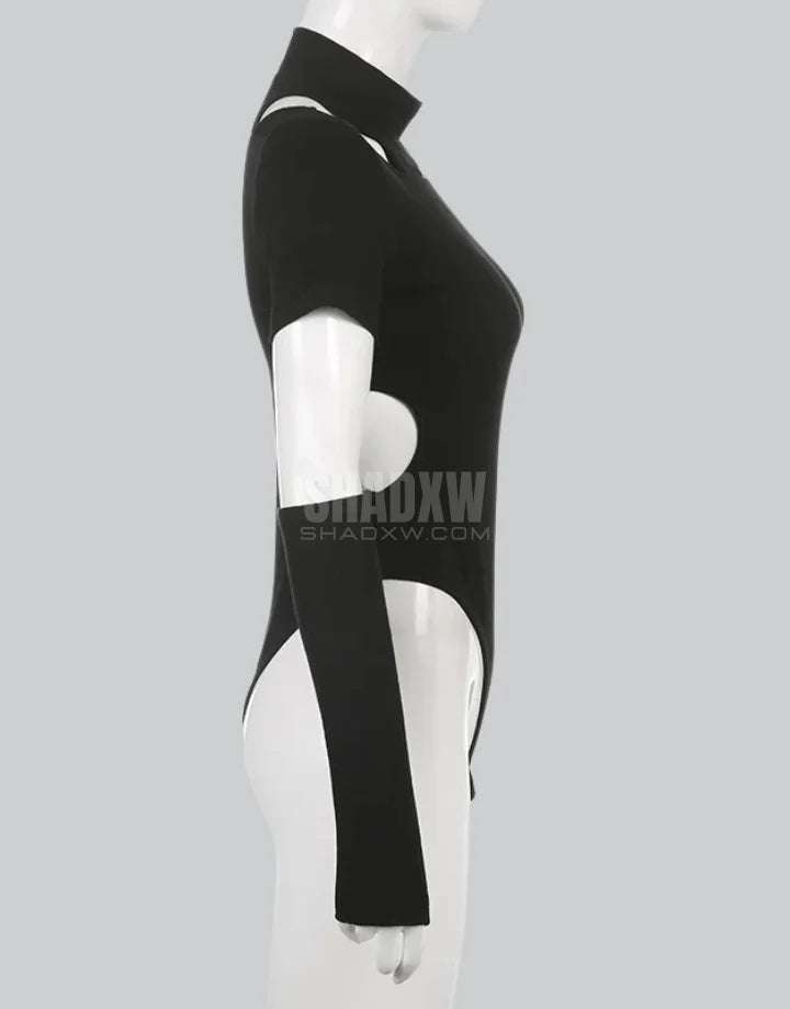 Dark graphic techwear t-shirt with an abstract futuristic print and relaxed urban streetwear silhouette, Clotechnow series 064 — view 10