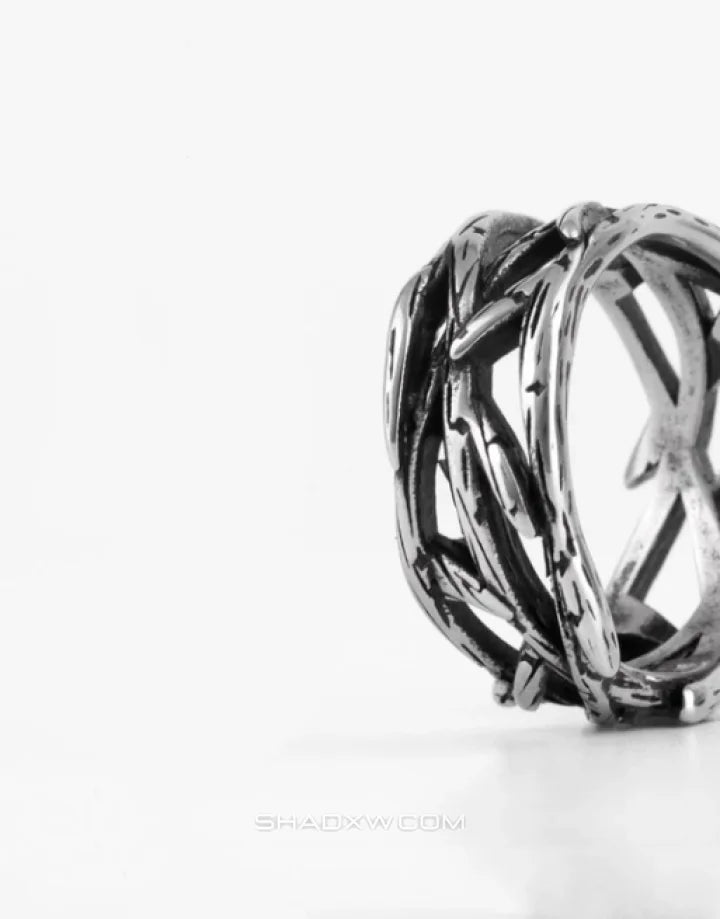 Verdant Branch Ring — product view 2