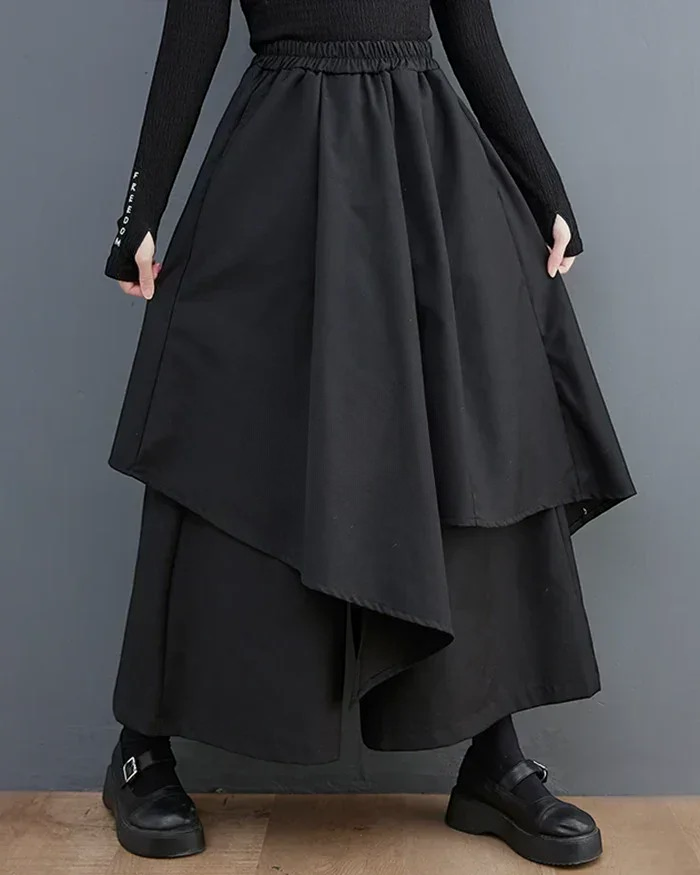 Clotechnow black formal drape hakama pants with a wide-leg silhouette and layered fabric detail