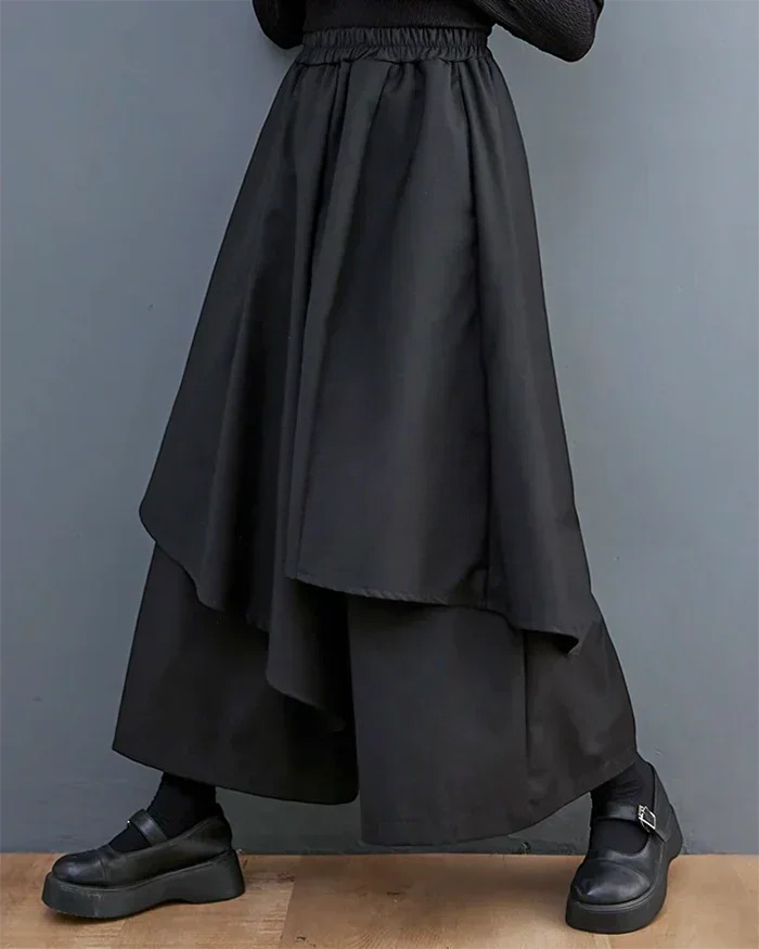 Clotechnow black formal drape hakama pants with a wide-leg flowing silhouette and layered fabric design