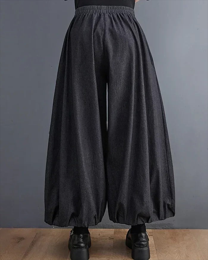 Clotechnow Modern Muse wide-leg hakama pants in charcoal grey with a draped silhouette and elasticated waist