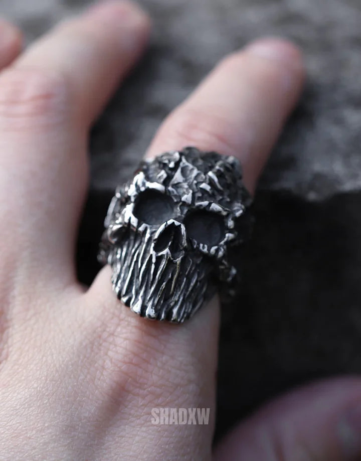 Ruin Skull Ring — product view 2