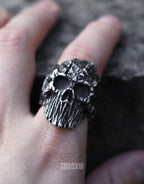 Ruin Skull Ring — product view 2
