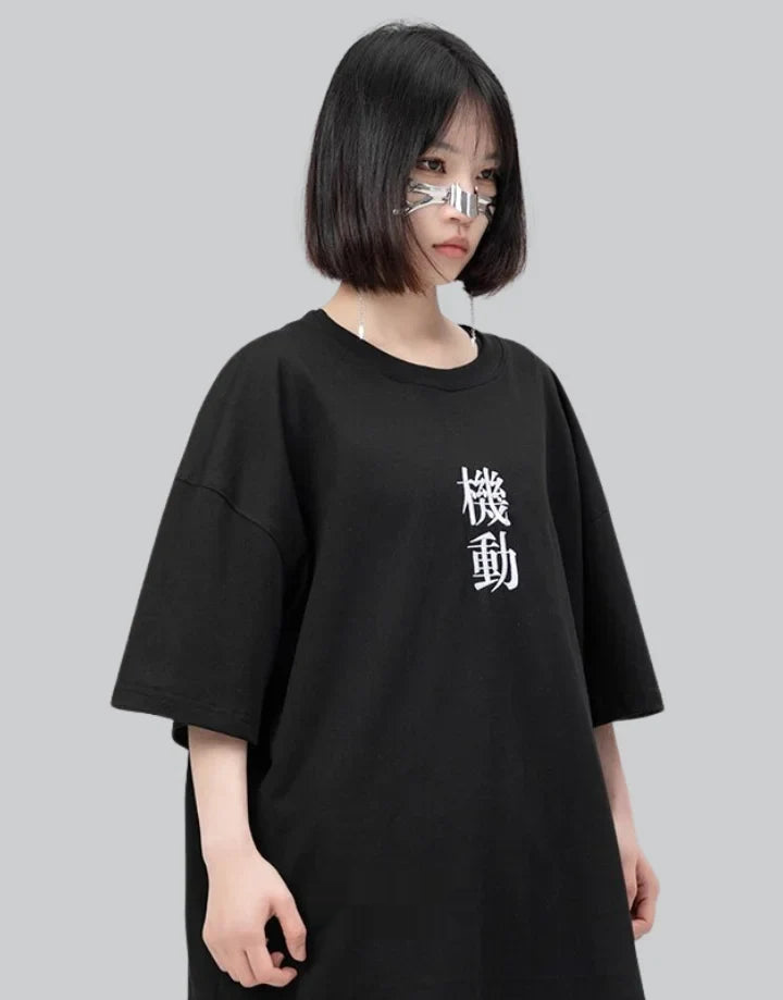 Monochrome oversized techwear shirt with minimalist paneling and extended hem in black and white options for contemporary streetwear looks — view 4