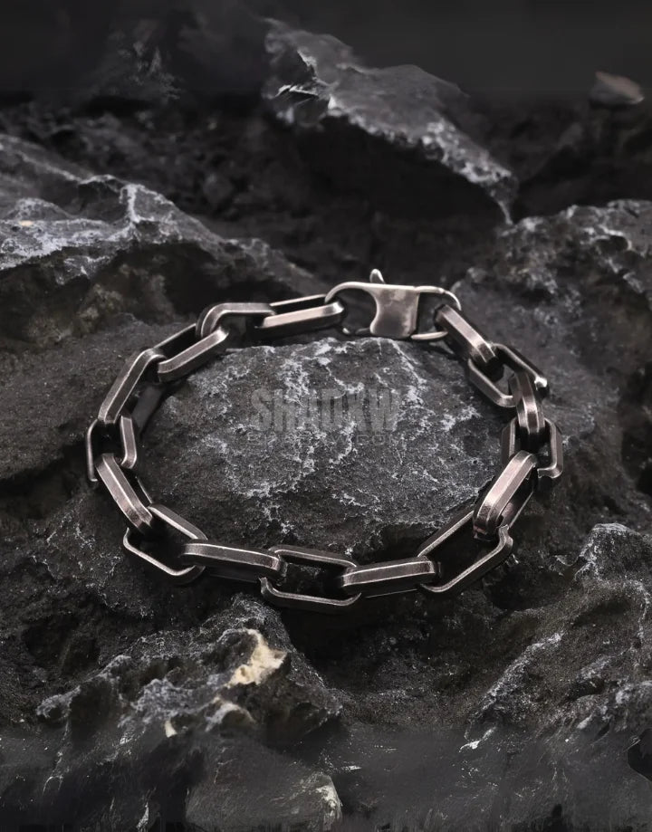 Ironlink Heavy Chain Bracelet — product view 3