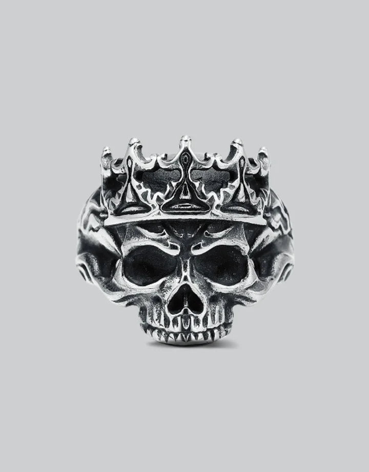 Regal Skull Ring — product view 1