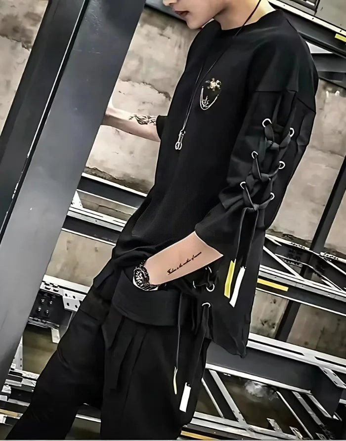 Dark graphic techwear t-shirt with an abstract futuristic print and relaxed urban streetwear silhouette, Clotechnow series 106 — view 3