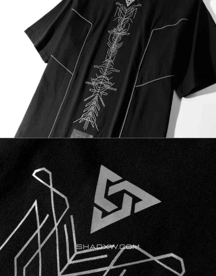 Monochrome techwear t-shirt with large futuristic back graphic and contrasting linework for an urban-cyber aesthetic — view 7