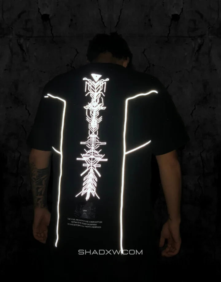 Monochrome techwear t-shirt with large futuristic back graphic and contrasting linework for an urban-cyber aesthetic — view 6