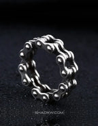 Silver Interlock Ring — product view 4