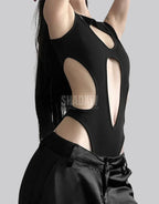 Dark graphic techwear t-shirt with an abstract futuristic print and relaxed urban streetwear silhouette, Clotechnow series 078 — view 5