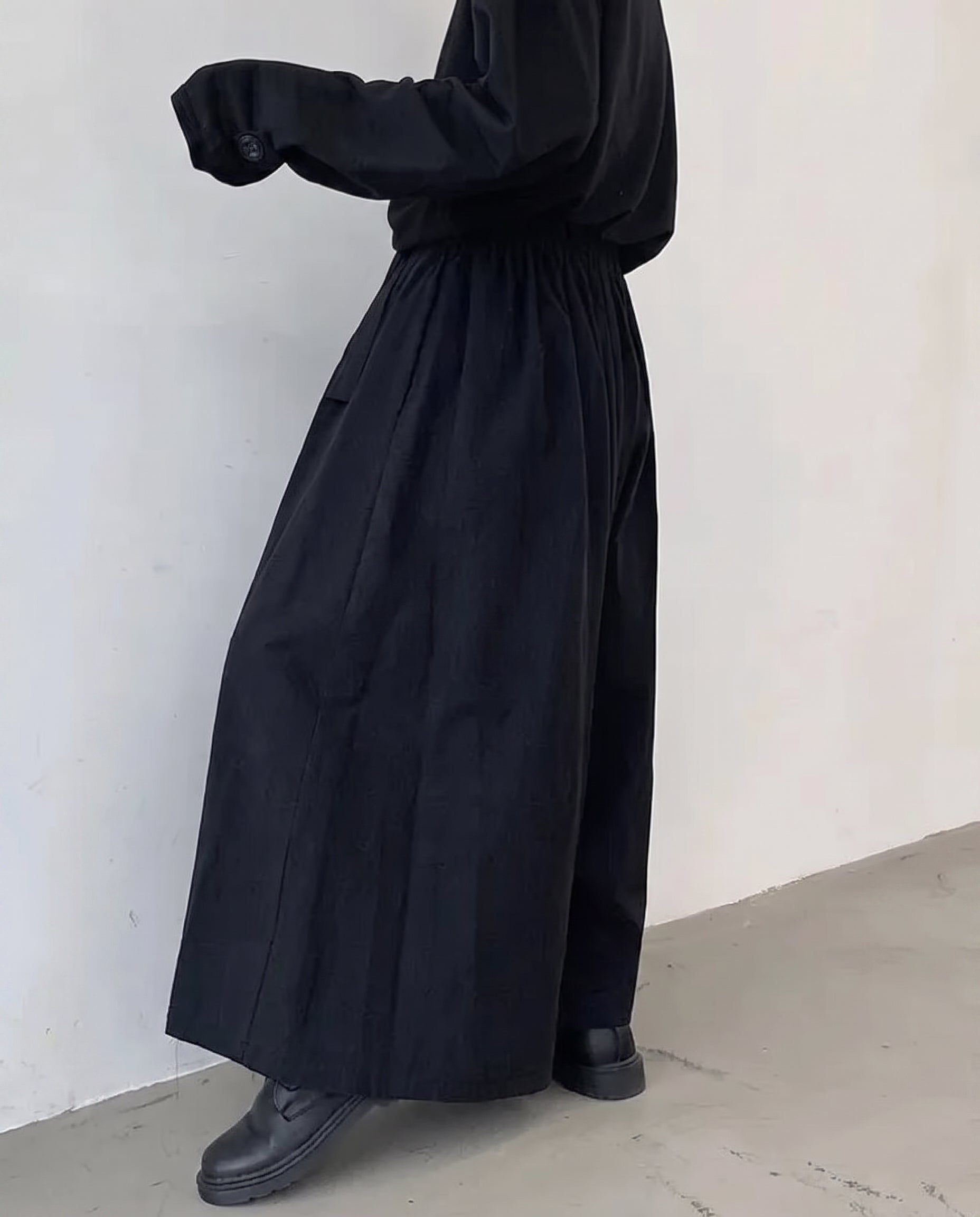 Kinsei Pleat Hakama Pants — product view 10