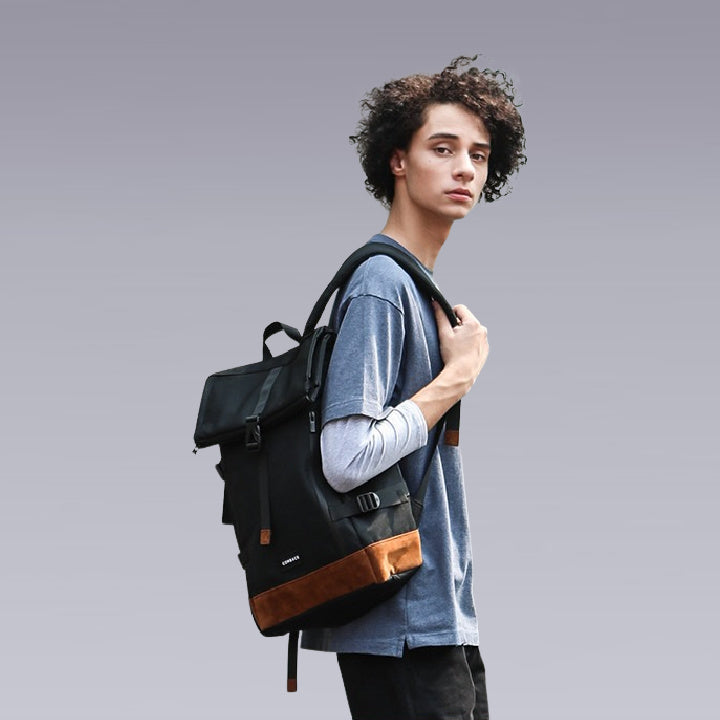 Online Japanese fashion men's travel backpack