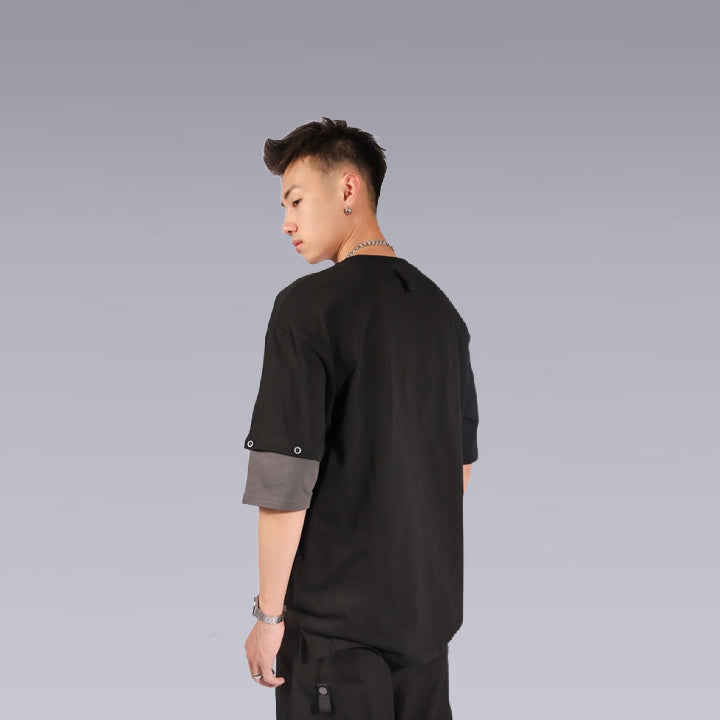 A man wearing the techwear shirt 3D cut, Black color by clotechnow