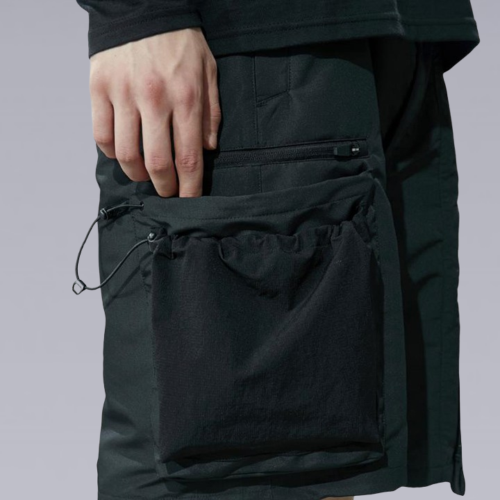 REINDEE LUSION TECHWEAR SHORTS - Clotechnow